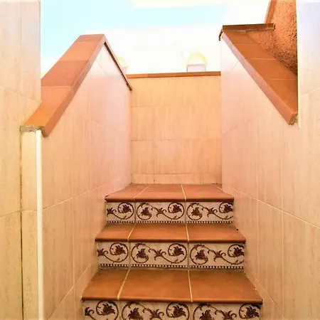 34 Retro House - Alicante Real Estate Apartment